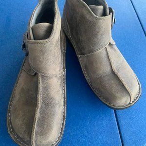 Alegria Caiti size 38 Weathered Light Brown